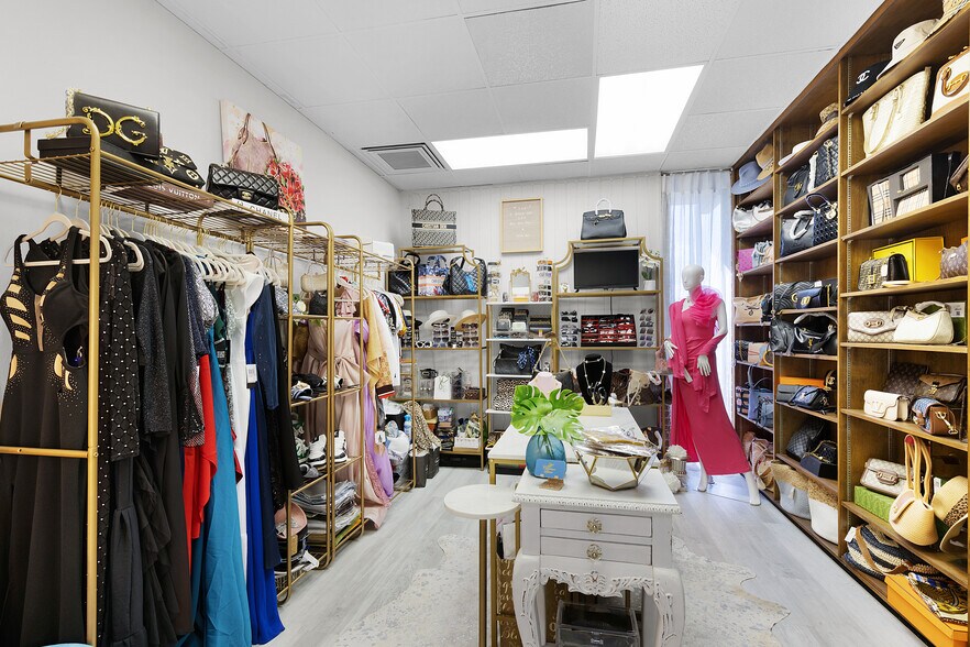 3900 Broadway Plaza portefeuille de 4 biens à vendre sur LoopNet.fr - Photo de l’immeuble – Image 2 sur 51