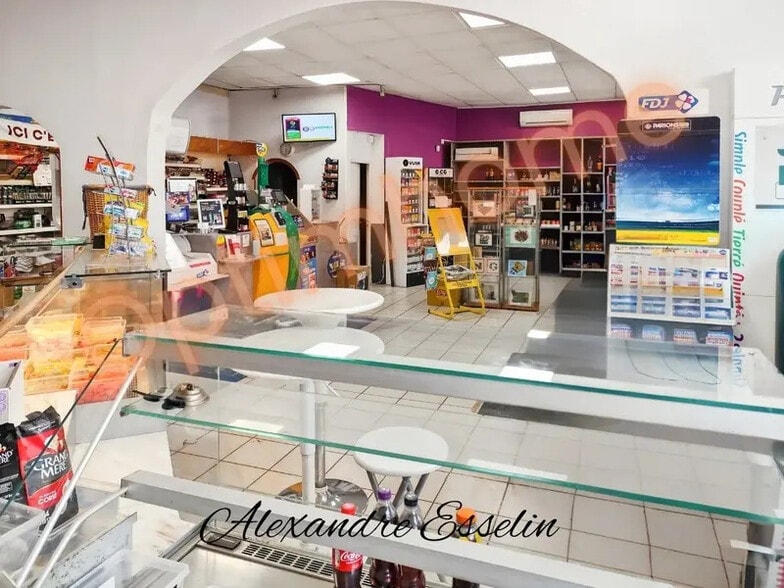 Local commercial dans Hayange à vendre - Photo de l’immeuble – Image 3 sur 7