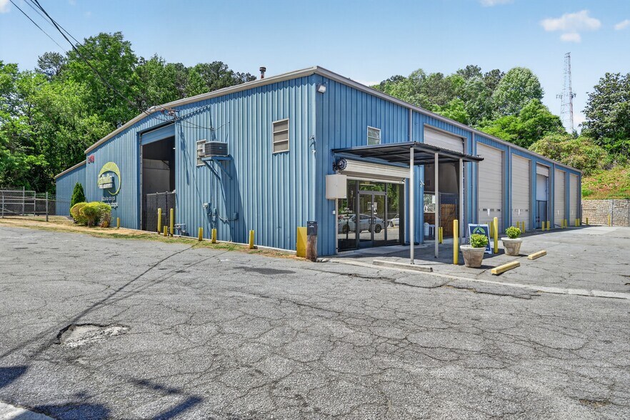 2770 E Ponce de Leon Ave, Decatur, GA à vendre - Photo de l’immeuble – Image 2 sur 27