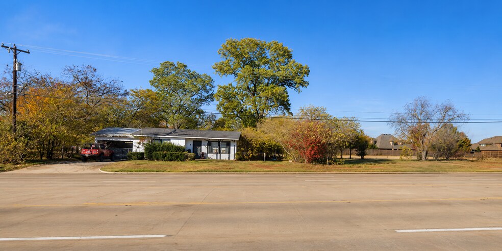 7809 Precinct Line Rd, North Richland Hills, TX à vendre - Photo principale – Image 1 sur 3