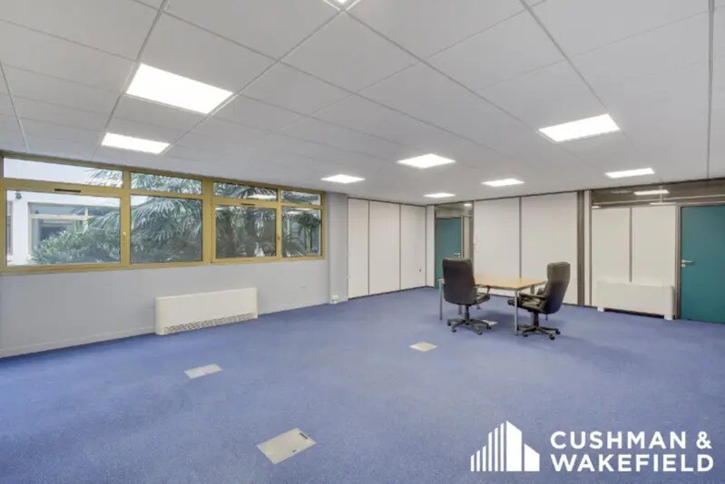 Bureau dans Rueil-Malmaison à louer - Photo intérieure – Image 3 sur 5