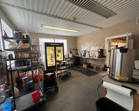 407 Mount Nebo Rd, Pittsburgh, PA à louer Photo intérieure– Image 2 sur 4