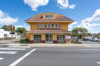 19230 Sonoma Hwy, Sonoma, CA à louer Photo de l’immeuble– Image 2 sur 16