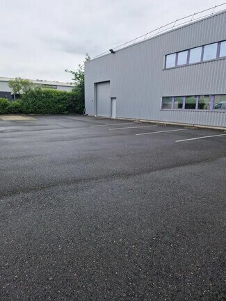 Plus de détails pour Bureau, Local d'activités à louer