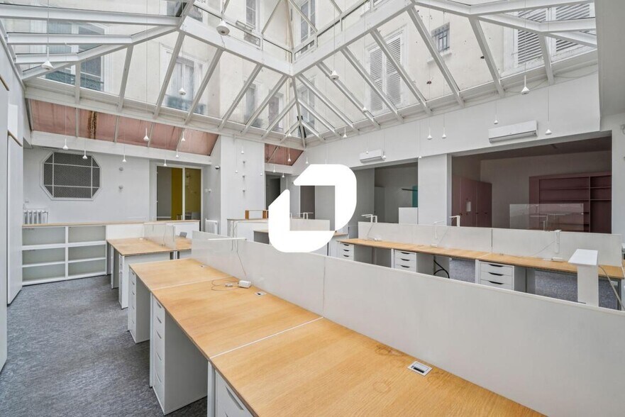Bureau dans Paris à louer - Photo intérieure – Image 2 sur 12
