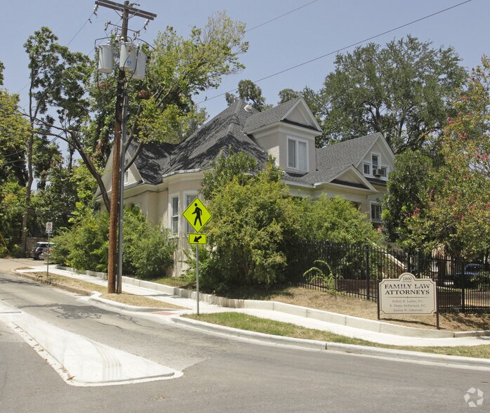 1800 Rio Grande St, Austin, TX à louer - Photo de l’immeuble – Image 3 sur 3