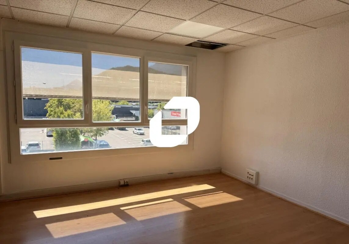 Bureau dans Seyssins à louer Photo de l’immeuble– Image 1 sur 7