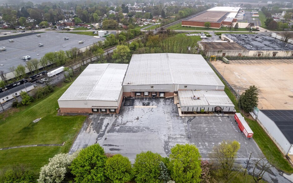 485 Terminal St, Camp Hill, PA à vendre - Photo de l’immeuble – Image 2 sur 3