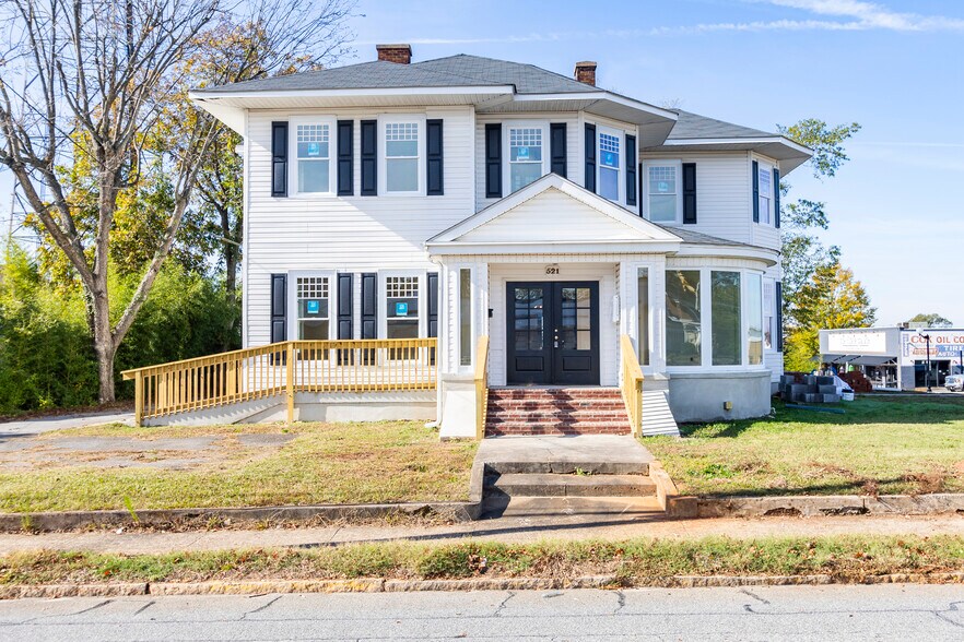 521 N McDuffie St, Anderson, SC à louer - Photo principale – Image 1 sur 20