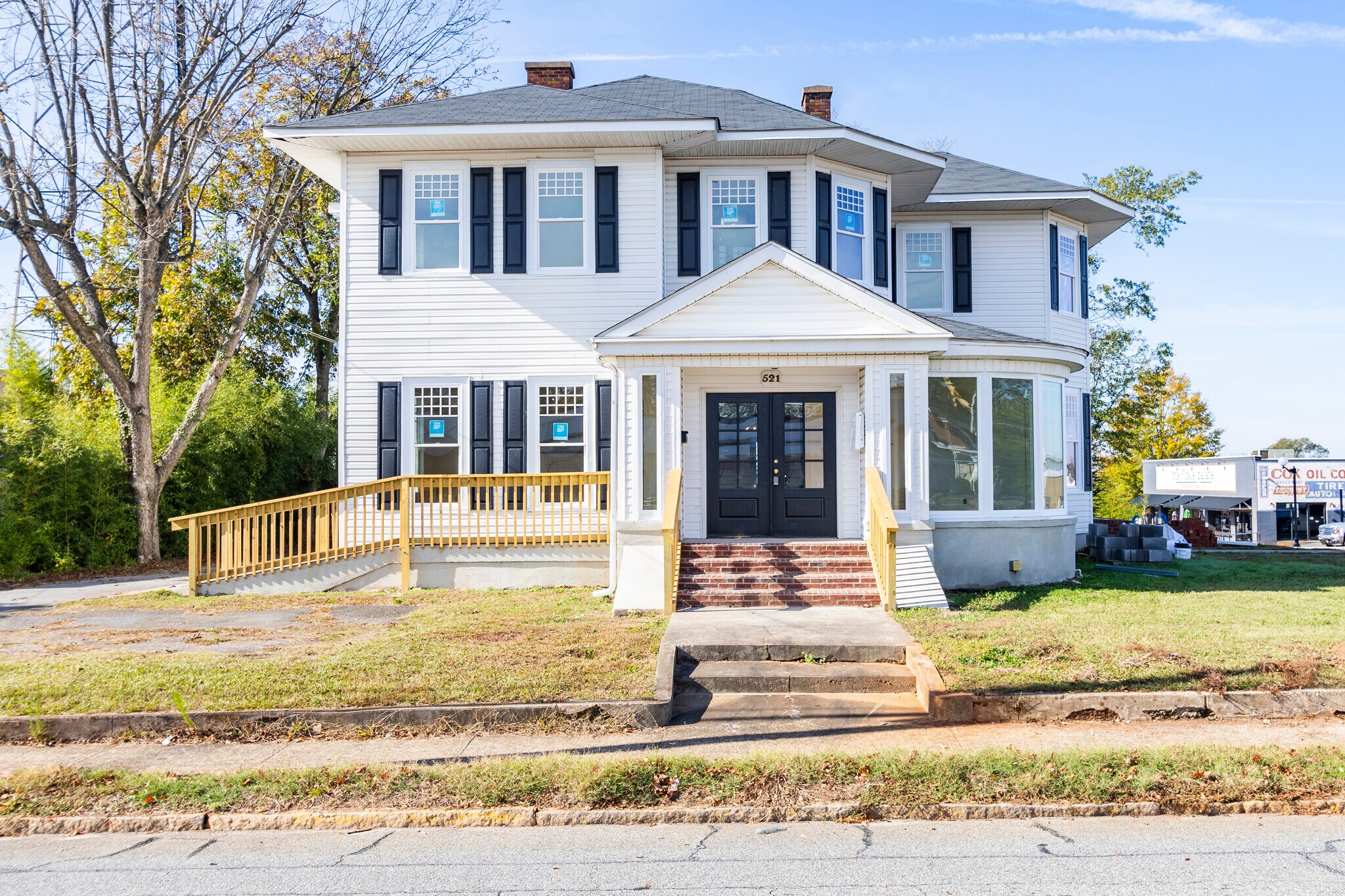 521 N McDuffie St, Anderson, SC à louer Photo principale– Image 1 sur 21