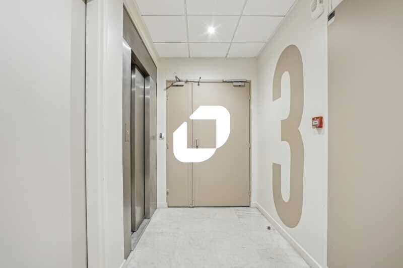 Bureau dans Clichy à louer - Photo intérieure – Image 3 sur 13