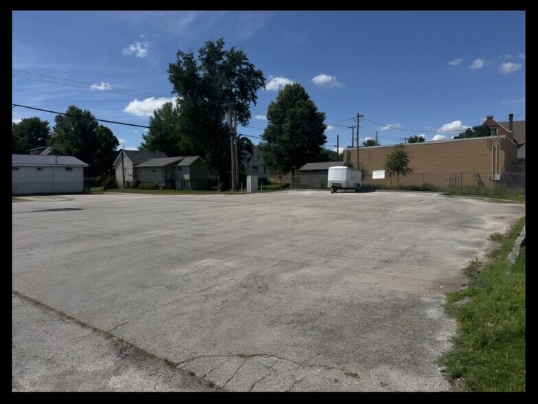 Prairie St, Macon, MO à vendre - Photo de l’immeuble – Image 1 sur 5