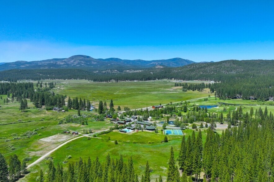 141 Hawk Ridge, Clio, CA à vendre - Aérien – Image 2 sur 15