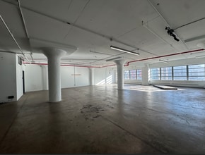 141 Flushing Ave, Brooklyn, NY à louer Photo intérieure– Image 1 sur 2