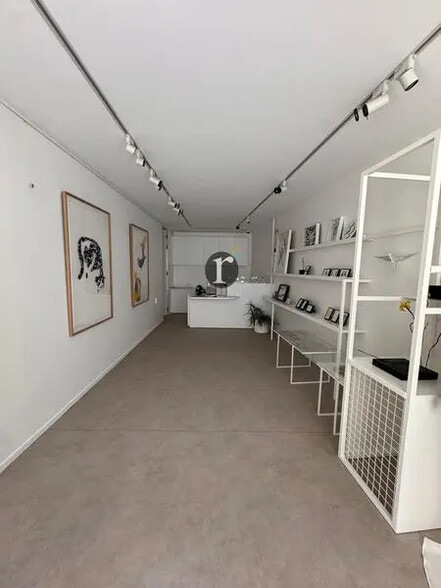 Local commercial dans Lille à vendre - Photo intérieure – Image 1 sur 3