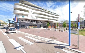 Plus de détails pour Local commercial à louer