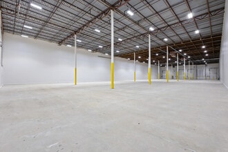 12317 Technology Blvd, Austin, TX à louer Photo intérieure– Image 1 sur 20