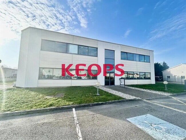 Plus de détails pour 94 Chemin De La Peyrette, Tournefeuille - Bureau à louer