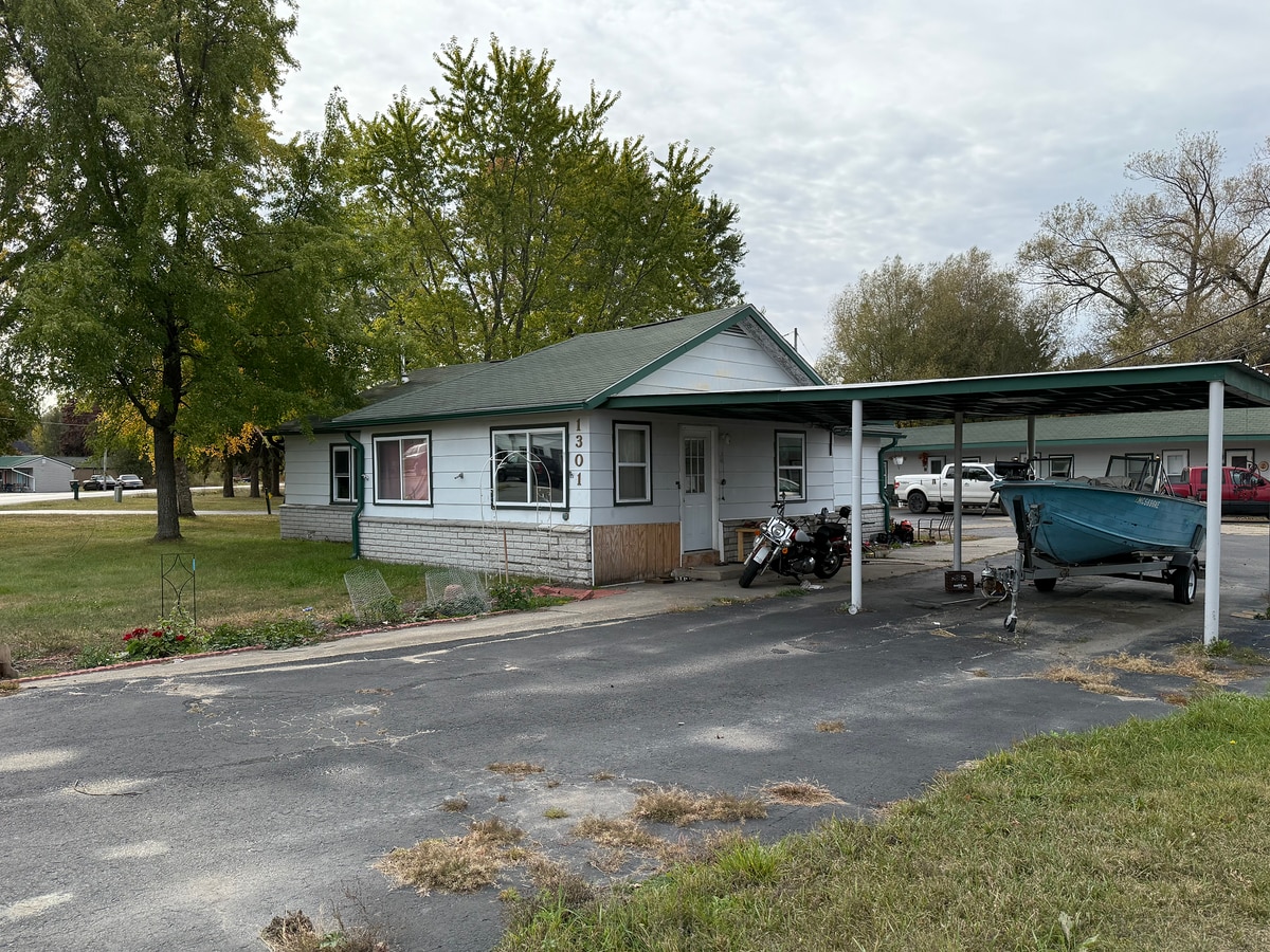 View Photo