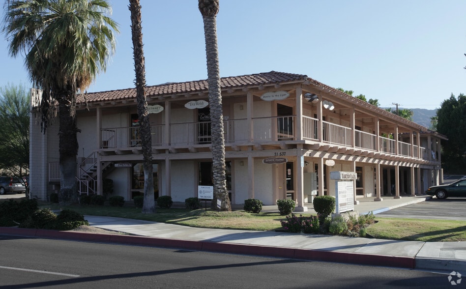 71537 Highway 111, Rancho Mirage, CA à vendre - Photo principale – Image 1 sur 6