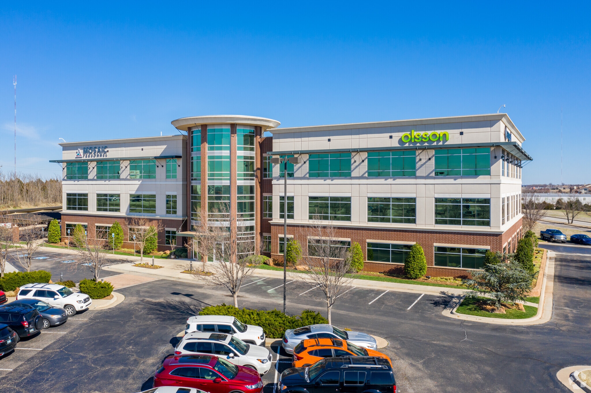 11600 Broadway Extension, Oklahoma City, OK à louer Photo principale– Image 1 sur 12