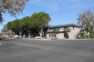 Plus de détails pour 205-215 W 1st St, Tustin, CA - Bureau à louer