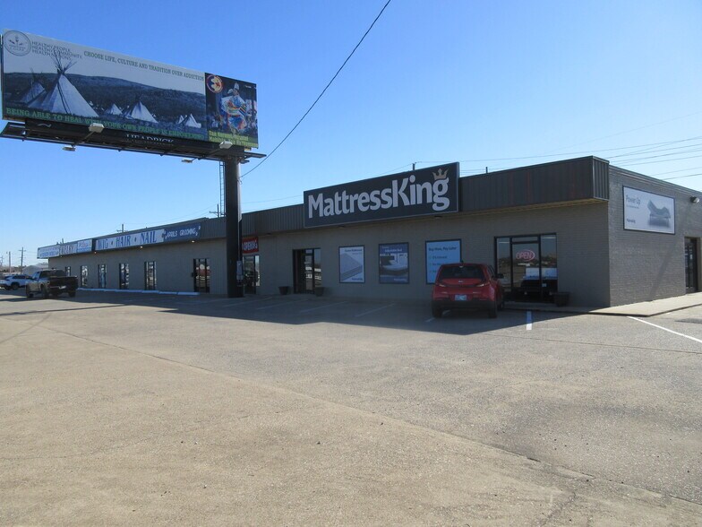 2126 SW Lee Blvd, Lawton, OK à vendre - Photo de l’immeuble – Image 2 sur 5