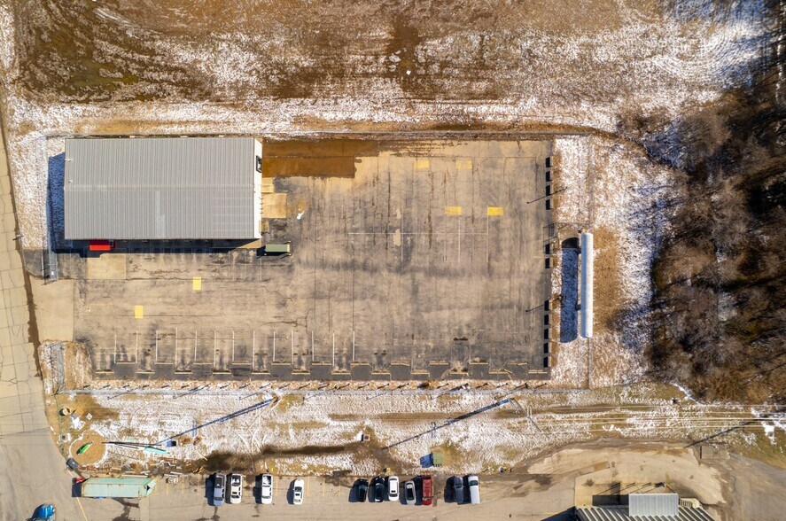 275 Larcel Dr, Sikeston, MO à vendre - Photo de l’immeuble – Image 2 sur 32