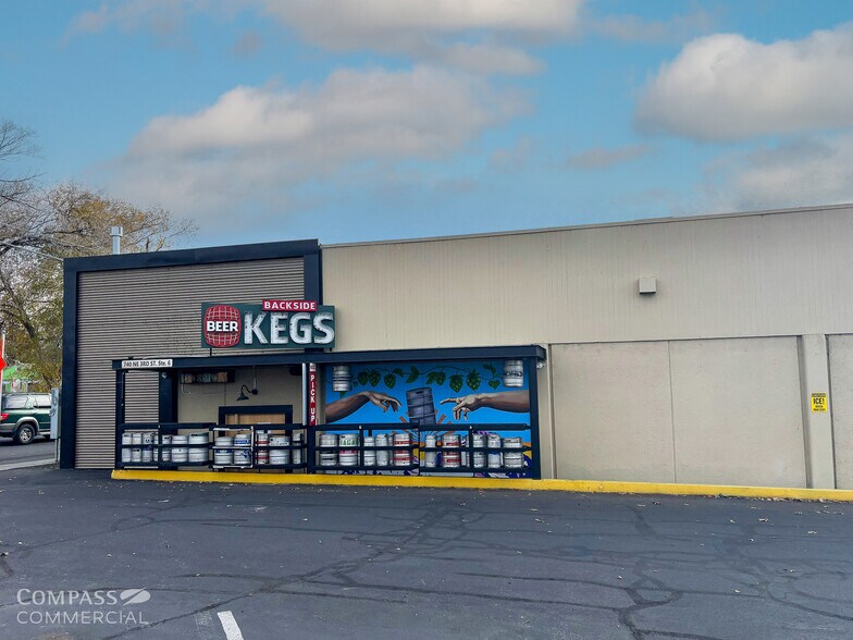 740 NE 3rd St, Bend, OR à louer - Photo de l’immeuble – Image 2 sur 5