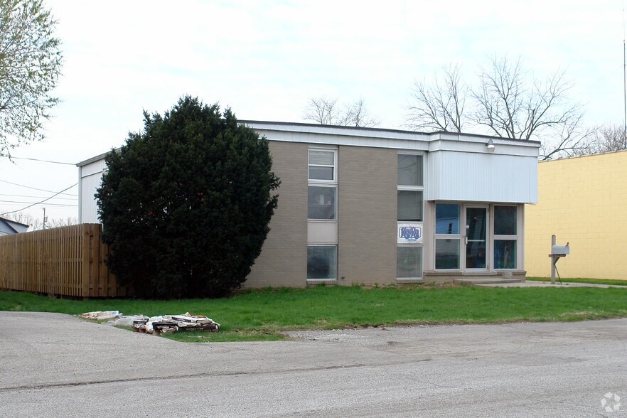 2219 E 45th St, Indianapolis, IN à vendre - Photo de l’immeuble – Image 2 sur 2