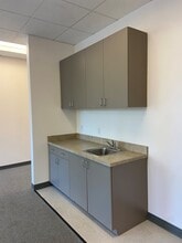 1383 N McDowell Blvd, Petaluma, CA à louer Photo intérieure– Image 2 sur 5