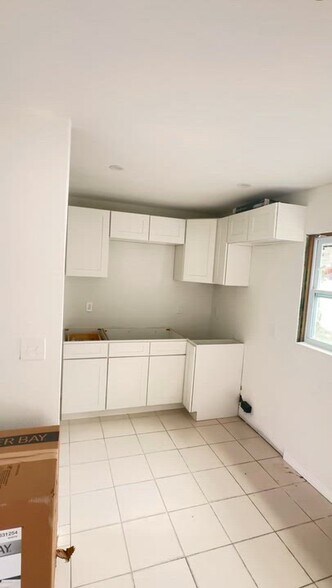 4422 N Hale Ave, Tampa, FL à vendre - Vidéo sur l’annonce professionnelle – Image 3 sur 7