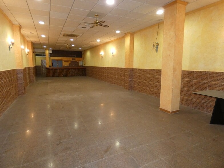 Local commercial dans Molina de Segura, Murcia à vendre - Photo intérieure – Image 1 sur 11