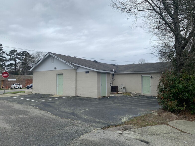 540 Jackson St, Thomson, GA à louer - Photo de l’immeuble – Image 3 sur 3
