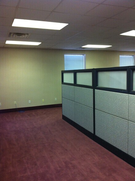 305 5th St, Huntington, WV à vendre - Photo de l’immeuble – Image 3 sur 31