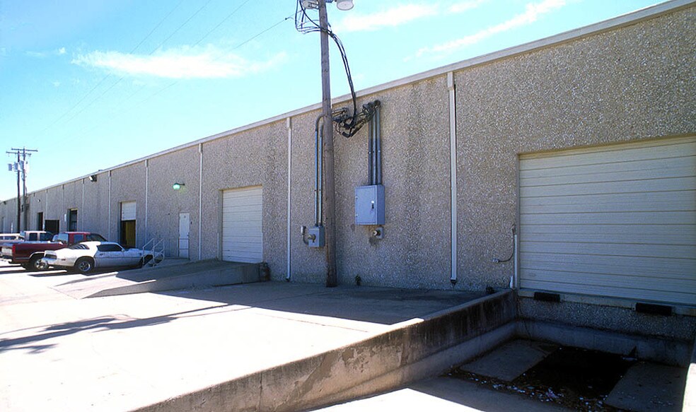 2001 E Randol Mill Rd, Arlington, TX à louer - Autre – Image 2 sur 7