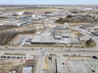 Plus de détails pour 2700 Boul Casavant O, Saint-hyacinthe, QC - Industriel/Logistique à vendre