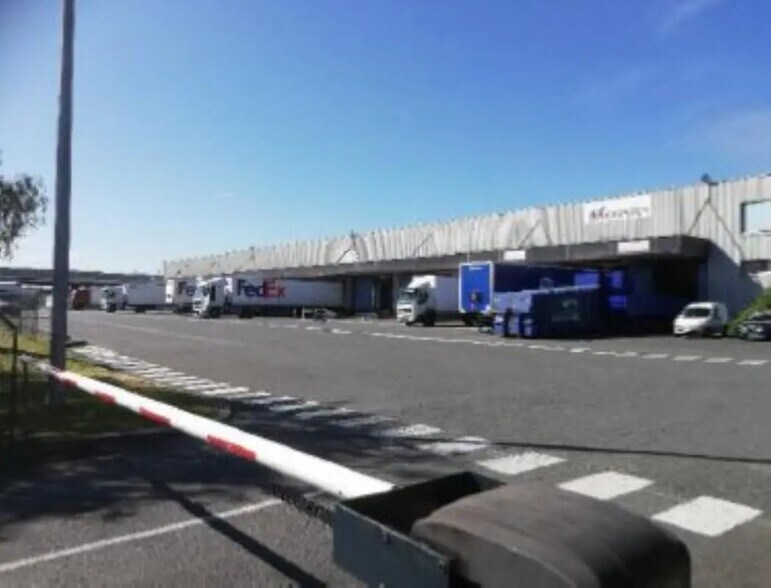 Industriel/Logistique dans Châteauroux à vendre - Photo de l’immeuble – Image 3 sur 17