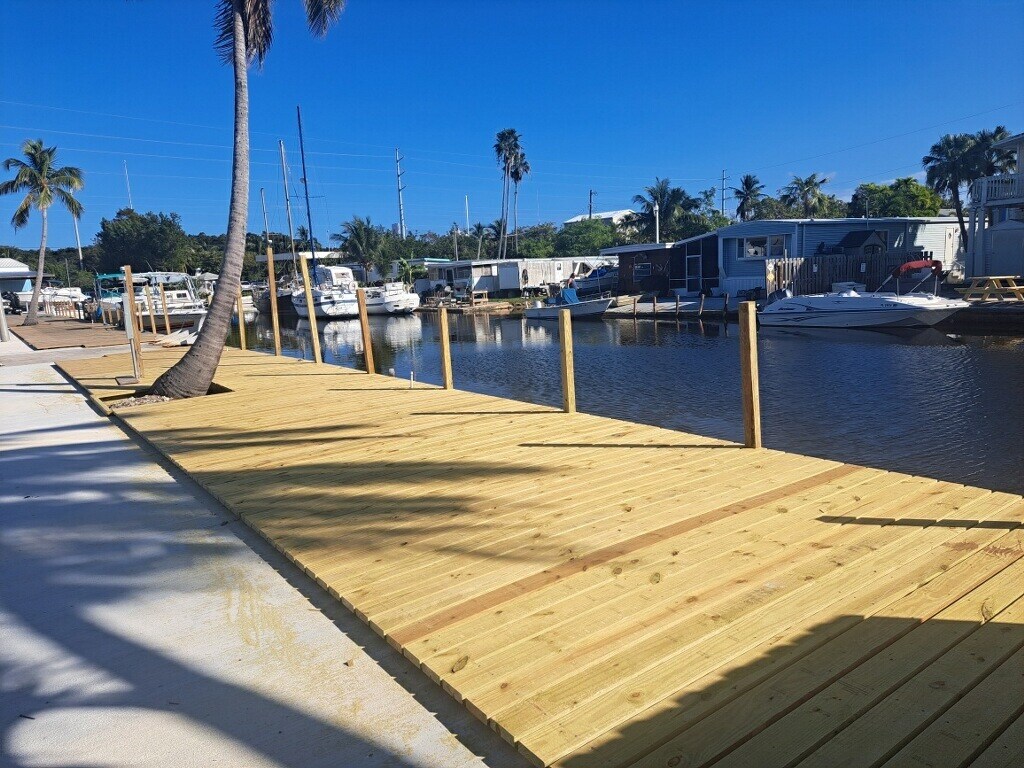 106600 Overseas Highway, Key Largo, Fl 33037, Key Largo, FL à louer Photo de l’immeuble– Image 1 sur 22
