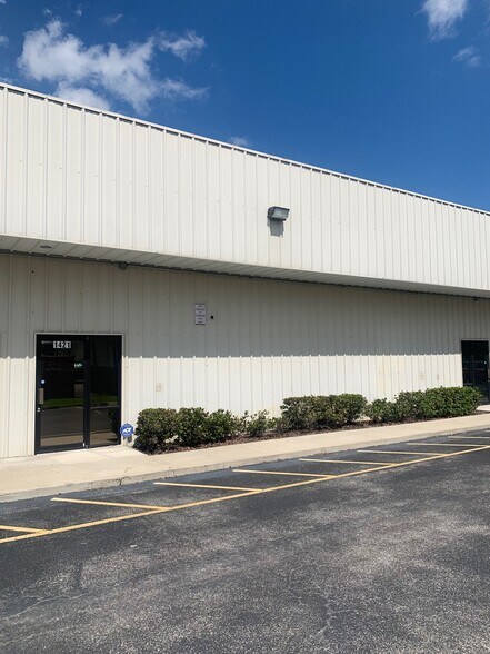 1421-1425 Dolgner Pl, Sanford, FL à louer - Photo de l’immeuble – Image 3 sur 3