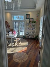 6528 Cornell Ave, Indianapolis, IN à louer Photo de l’immeuble– Image 2 sur 21