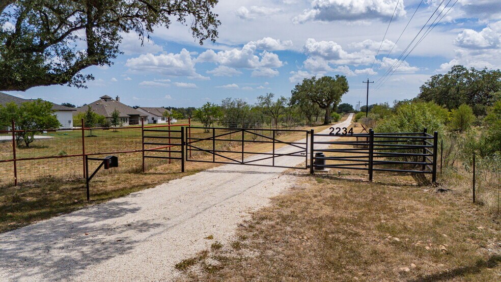 2234 Highway 90 w, Castroville, TX à vendre - Photo de l’immeuble – Image 2 sur 78