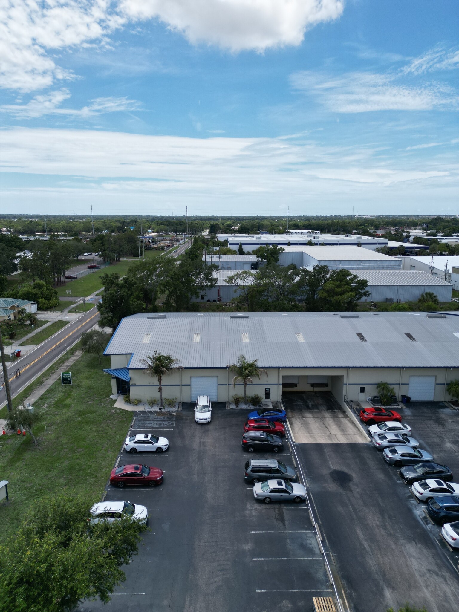 8575 Somerset Dr, Largo, FL à louer Photo intérieure– Image 1 sur 1