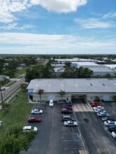 8575 Somerset Dr, Largo, FL à louer Photo intérieure– Image 1 sur 1