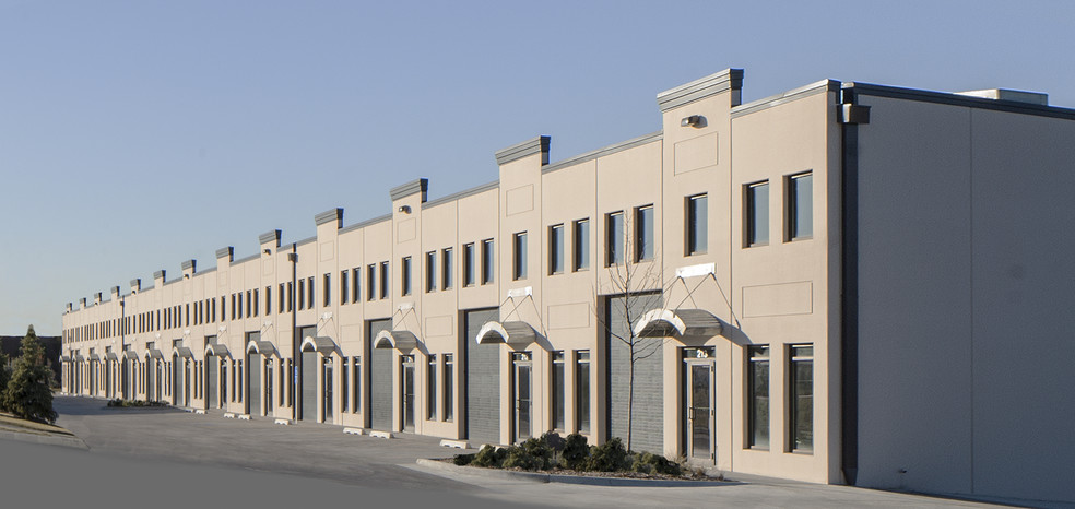 2300 Wisconsin Ave, Downers Grove, IL à louer - Photo de l’immeuble – Image 1 sur 9