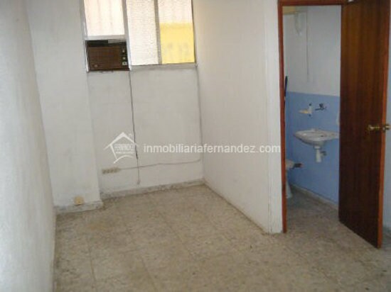 Local commercial dans Cáceres, Cáceres à vendre - Photo de l’immeuble – Image 3 sur 6