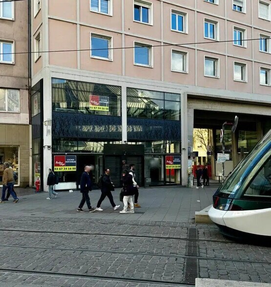 Local commercial dans Strasbourg à louer - Photo de l’immeuble – Image 2 sur 21