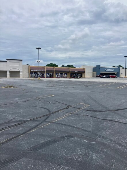 4695 Buena Vista Rd, Columbus, GA à louer - Photo de l’immeuble – Image 2 sur 2