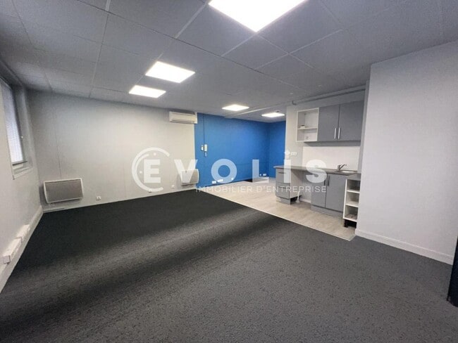 Plus de détails pour Bureau à vendre