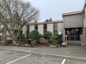 3330 Kitsap Way, Bremerton, WA à louer Photo intérieure– Image 2 sur 13